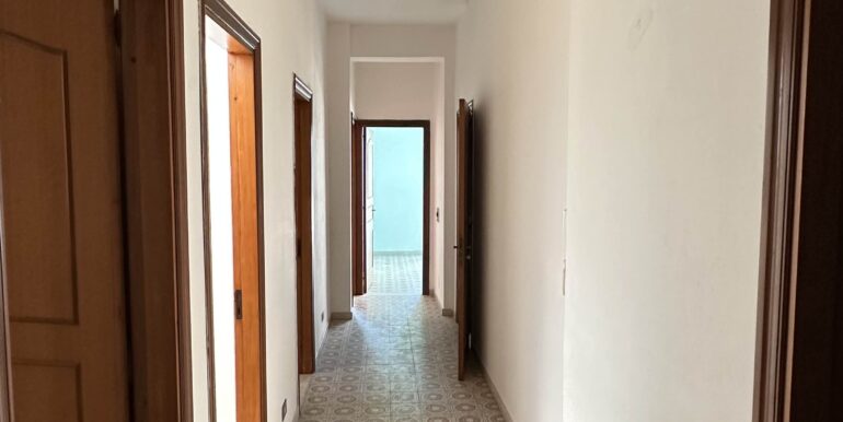 C83310E6-BC8B-4DBB-950A-F40B89B2CC42